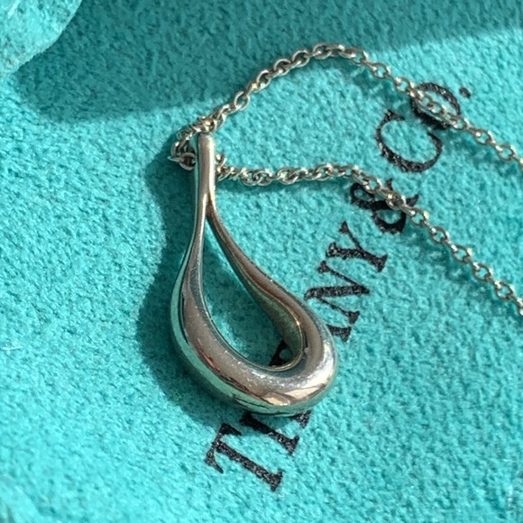 Tiffany & Co. Jewelry - ♥️ ♥️♥️Tiffany & Co silver Elsa Peretti Open Teardrop Necklace ♥️♥️♥️ AUTHENTIC
